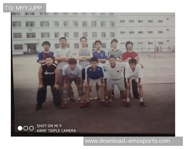 足球约五带你领略足球魅力与团队精神的完美结合